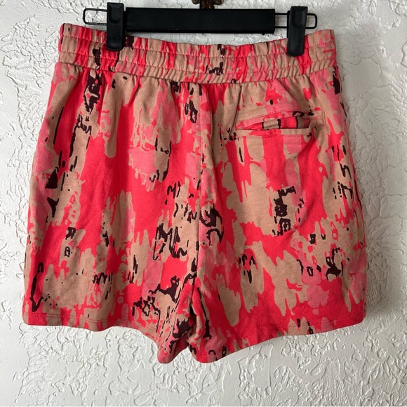 GYMSHARK | Red Pink Camo Jersey Athletic Shorts Size S - Picture 2 of 14